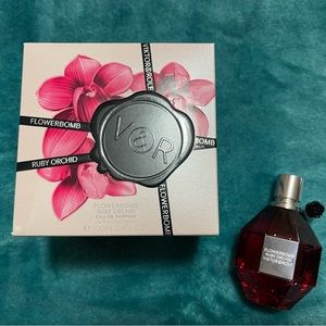 Viktor&Rolf Flowerbomb Ruby Orchid Eau de Parfum 3.4oz